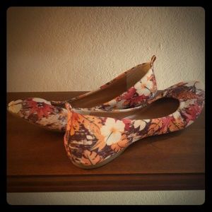 Multicolored Floral Ballet Flats